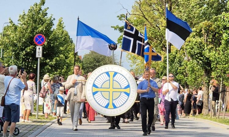 Ajaleht Eesti Kirik | Eesti Evangeelse Luterliku Kiriku Ajaleht