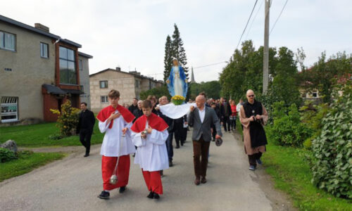 Katoliiklased kutsuvad palverännakule