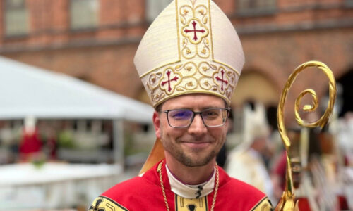 Riias seati ametisse Läti luterliku kiriku peapiiskop