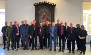 Vaimulike pensioniiga oli piiskopliku nõukogu laual