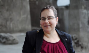 Siis tuleb see, kes peab tulema ega viivita