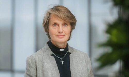 Sinu Kuningas tuleb kirkuses