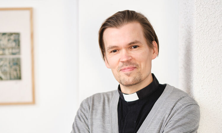 Eestikeelsel kogudusetööl Helsingis on uus vaimulik