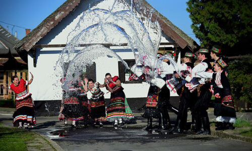„Raketisõda“, naiste „piitsutamine“ ja kriminullid