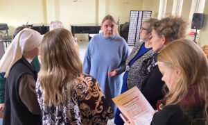 Naised palvetasid mured lootuseks