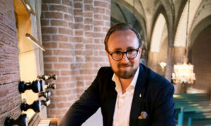 Tallinna Kaarli kirikus esineb Sebastian Johansson Rootsist