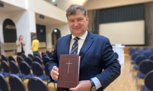Doktor Edward Laane: hingehoid on sama tähtis kui meditsiiniline ravi